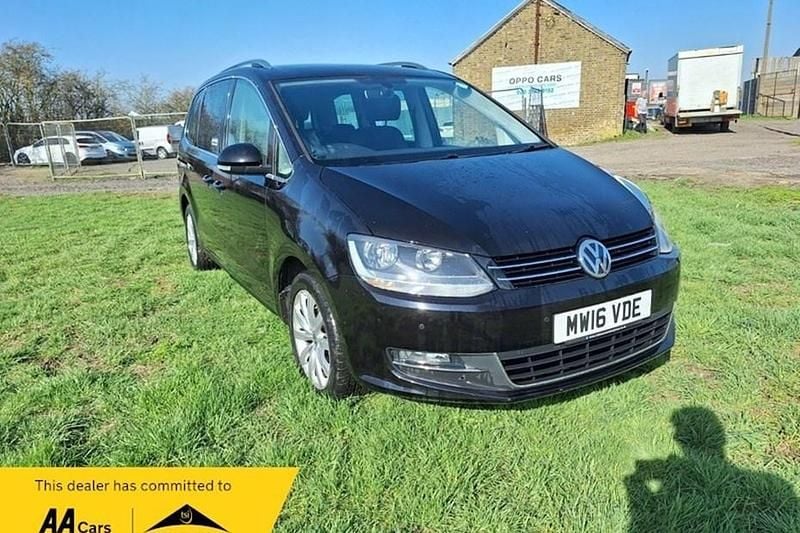 Used VW Sharan SEL 184 HP (135 kW) 2016 Black MPV