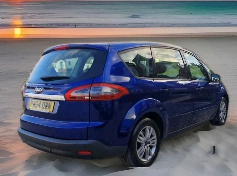 Used Ford S-MAX Titanium 2014 Blue MPV
