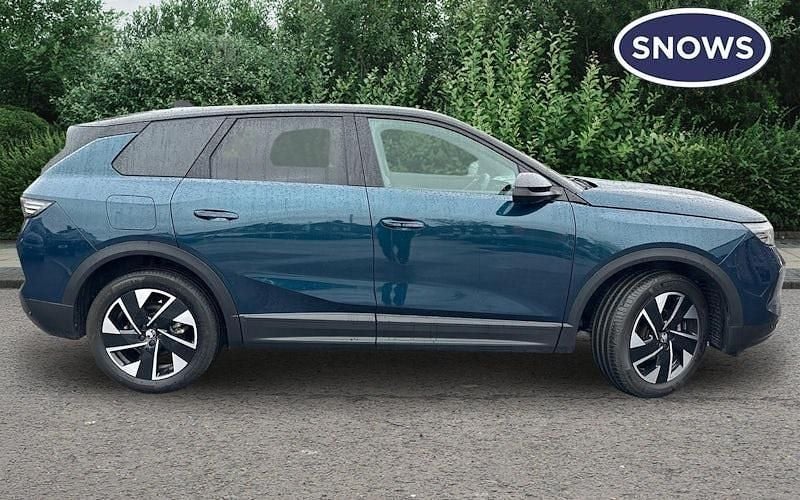 Used Vauxhall Grandland X GSe 136 HP (100 kW) 2024 Blue SUV