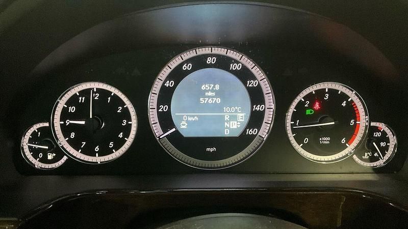 Used Mercedes E250 SE 2011 Black Sedan