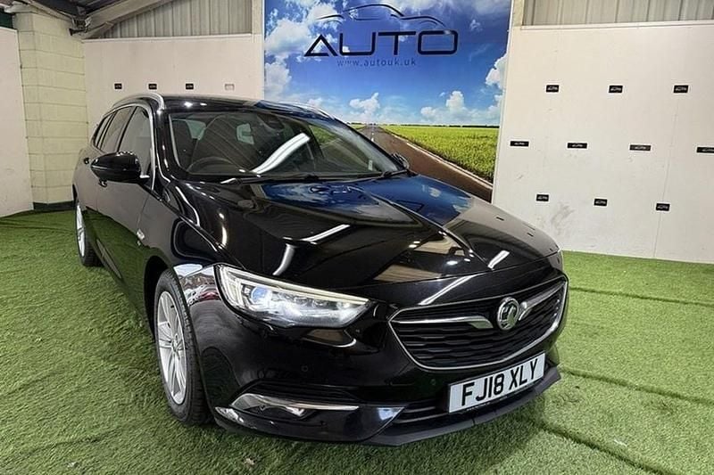 Black Used 2018 Vauxhall Insignia Elite Estate | £4,990 (Good price) - Image 1/1