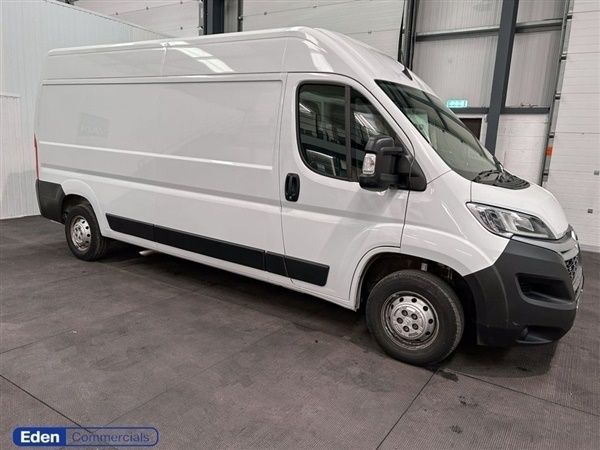 White Used 2022 Citroën Relay Van | £16,536 (Expensive) - Image 1/1