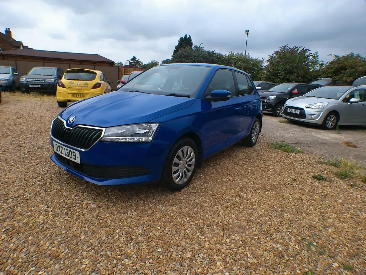 Used Skoda Fabia 75 HP (55 kW) 2020 Blue Hatchback
