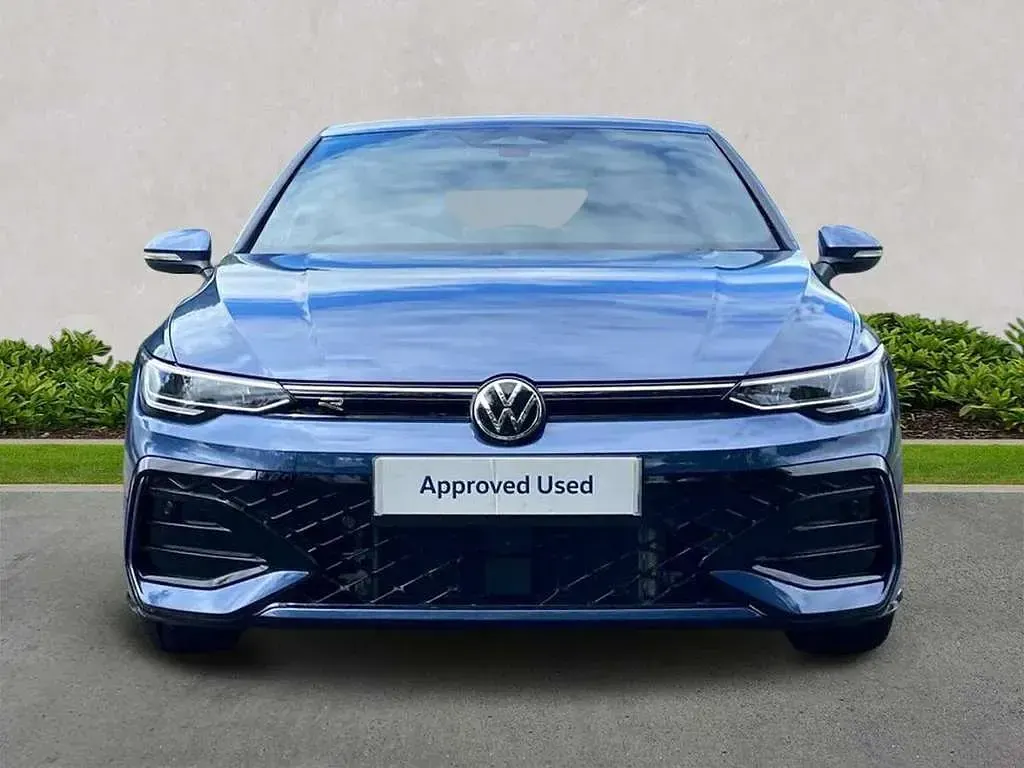 Used VW Golf VIII R-line 150 HP (110 kW) 2025 Blue Hatchback
