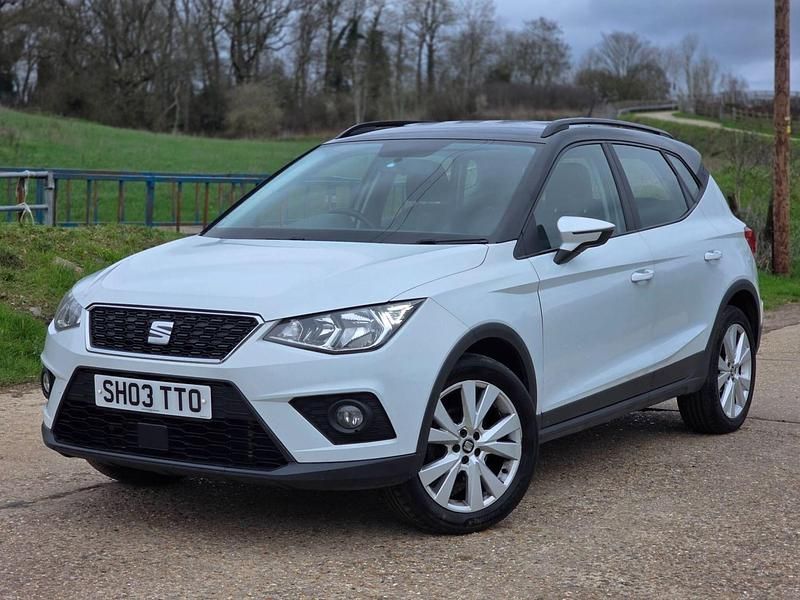 Used Seat Arona SE Technology 115 HP (84 kW) 2019 White SUV