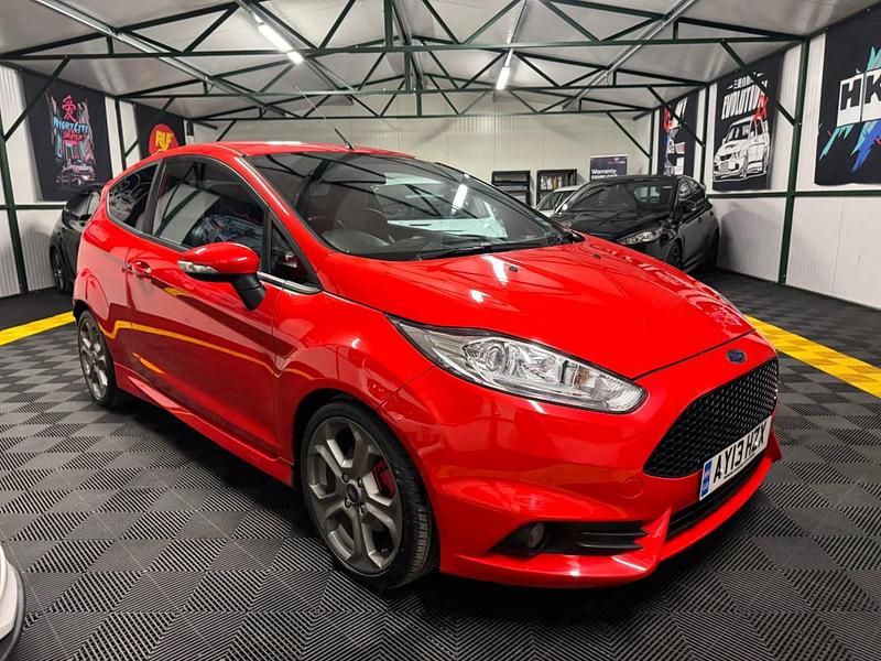 Used Ford Fiesta ST 2013 Red Hatchback