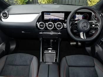 New Mercedes GLA200 Executive 150 HP (110 kW) 2025 Grey SUV