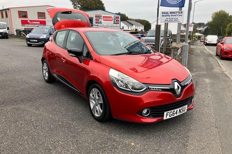 Red Used 2014 Renault Clio IV Dynamique Hatchback | £4,495 (Fair price) - Image 1/1