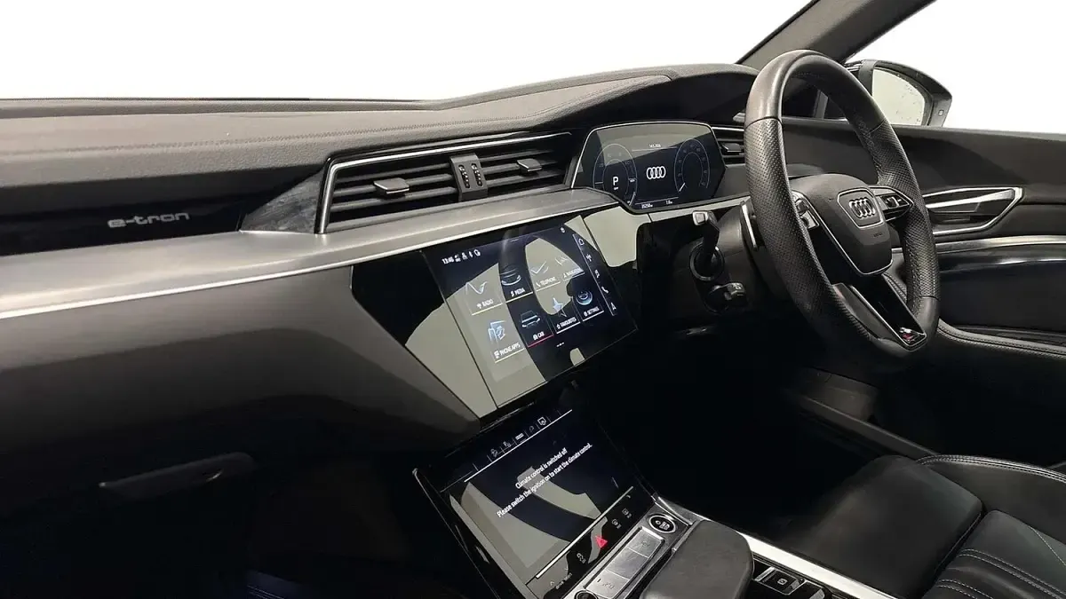 Used Audi Q8 e-tron S-Line 300 kW (408 HP) 2023 Black SUV