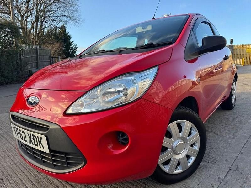 Used Ford Ka Studio 69 HP (50 kW) 2013 Red Hatchback