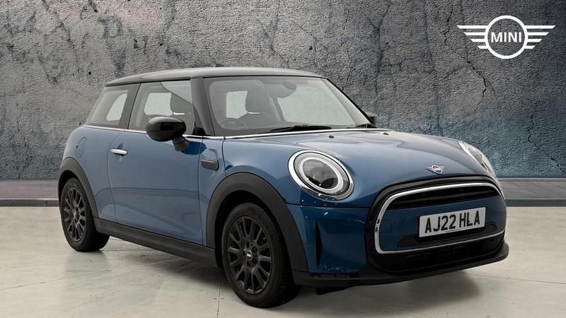 Used Mini Cooper Classic 134 HP (98 kW) 2022 Blue Hatchback