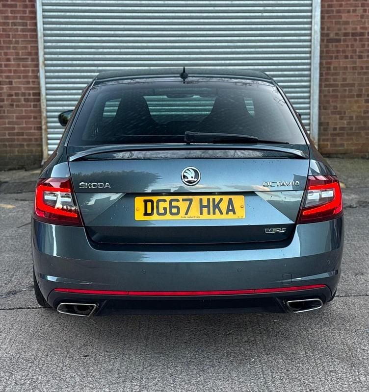 Used Skoda Octavia vRS 230 HP (169 kW) 2017 Grey Hatchback