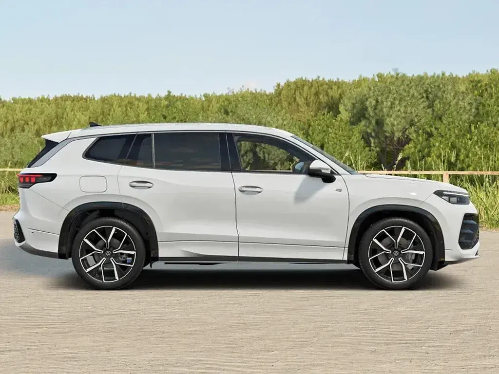 New VW Tayron R-line 2026 White SUV