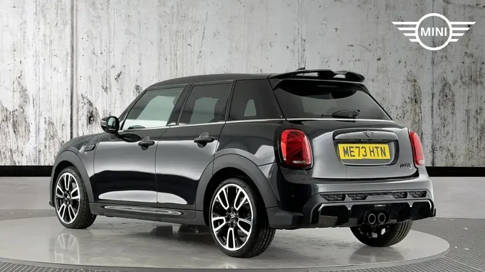 Usado Mini Cooper S Hatch 176 HP (129 kW) 2024 Preto Citadino