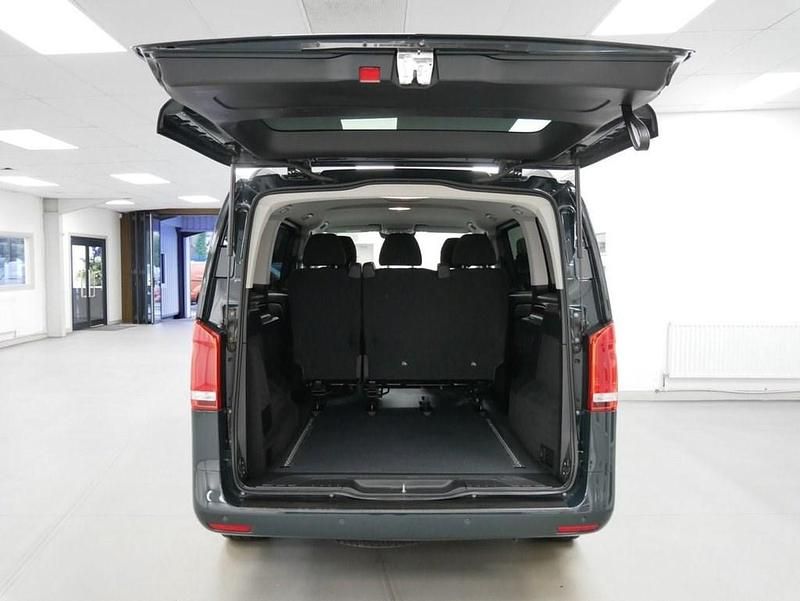 Used Mercedes Vito Premium 190 HP (139 kW) 2022 Green Van