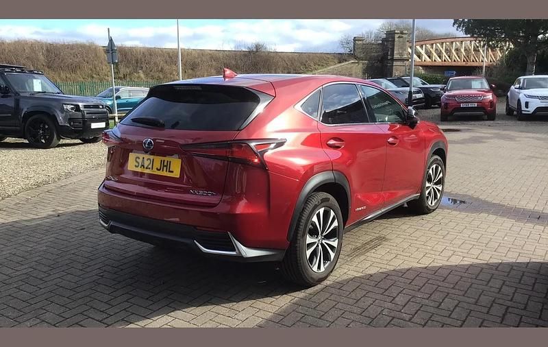 Used Lexus NX300h 194 HP (142 kW) 2021 Red SUV