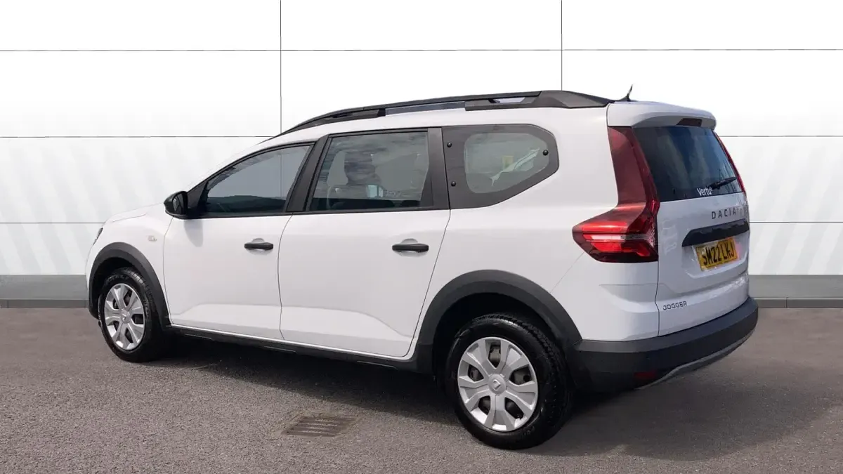 Used Dacia Jogger Essentiel 109 HP (80 kW) 2022 White MPV