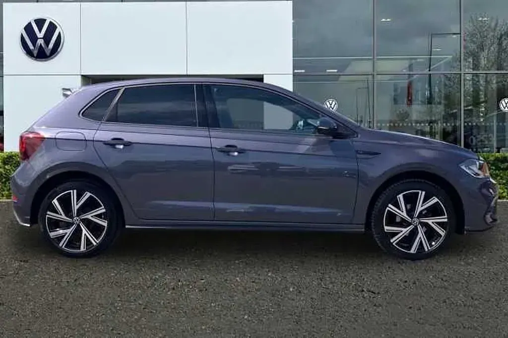 Begagnad VW Polo 95 HK (69 kW) 2023 Halvkombi