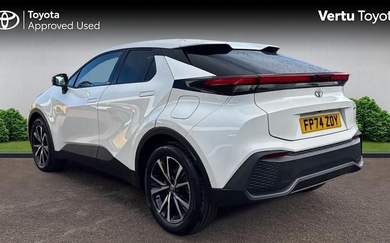 Used Toyota C-HR Design 223 HP (164 kW) 2026 SUV