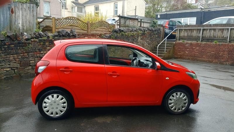 Begagnad Peugeot 108 Active 68 HK (50 kW) 2016 Röd Halvkombi