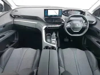 Used Peugeot 3008 Allure Premium 131 HP (96 kW) 2022 Red SUV