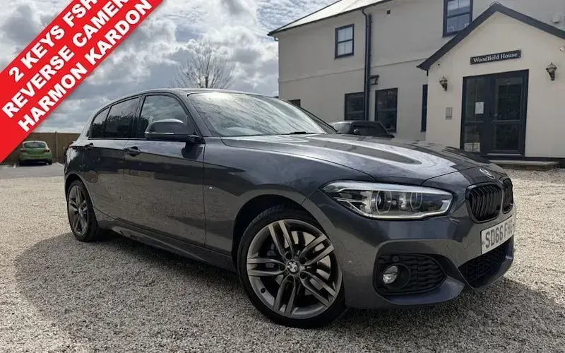 Begagnad BMW 120 M Sport 190 HK (139 kW) 2016 Halvkombi