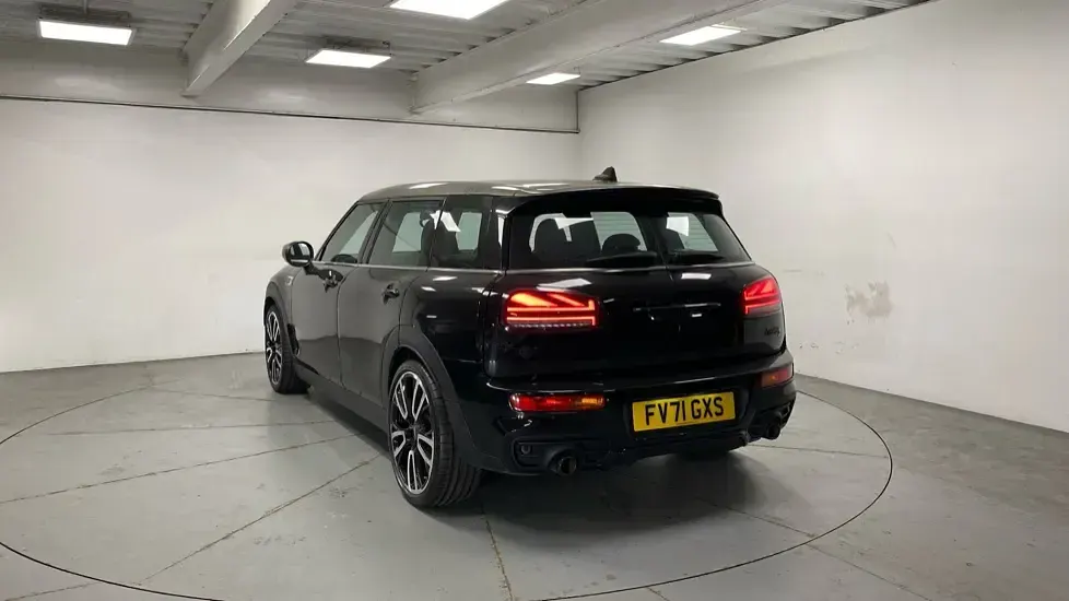 Used Mini Cooper S Clubman 176 HP (129 kW) 2021 Black Estate