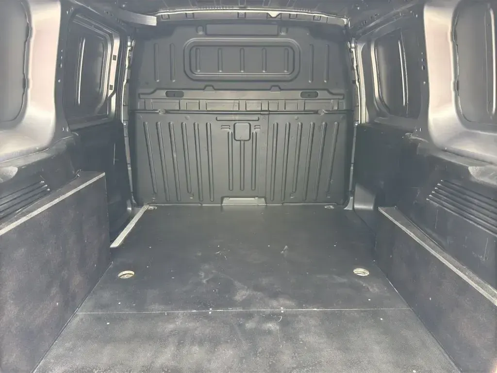 Used Vauxhall Combo Sportive 100 HP (73 kW) 2019 Grey MPV