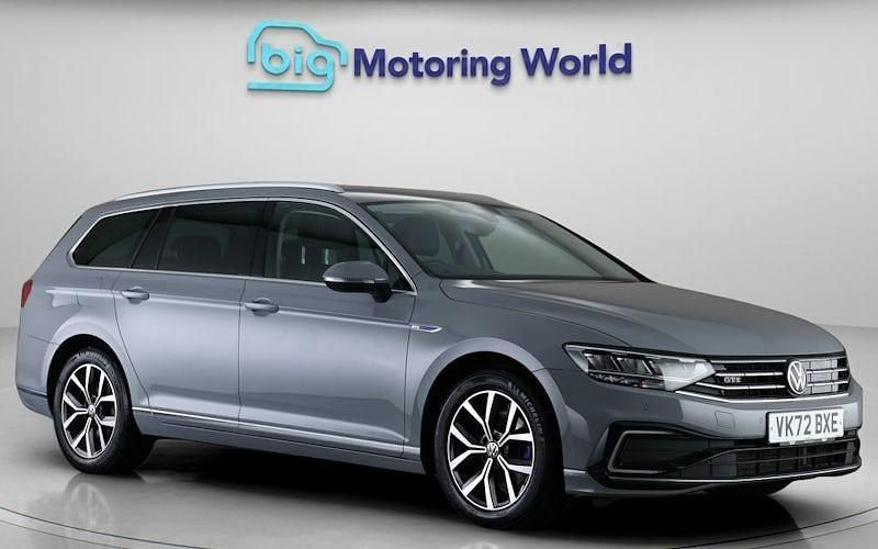 Used 2023 VW Passat GTE Estate | £15,200 (Fair price) - Image 1/4