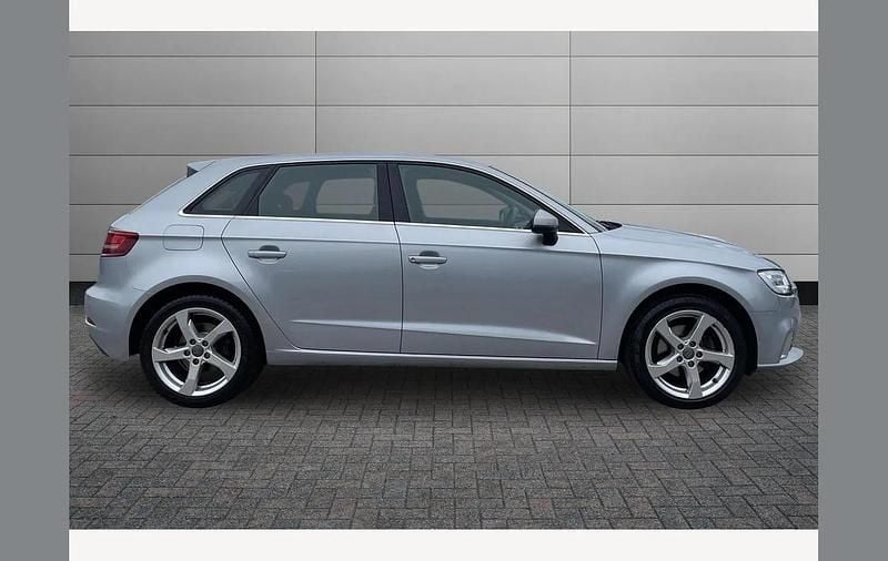 Used Audi A3 Sport 150 HP (110 kW) 2018 Silver Sedan