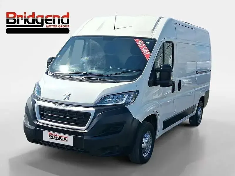 Begagnad Peugeot Boxer S 140 HK (102 kW) 2020 Vit Van