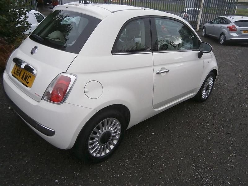 Used Fiat 500 Lounge 69 HP (50 kW) 2014 White Hatchback