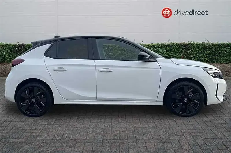 Used Vauxhall Corsa-e Ultimate 100 kW (136 HP) 2025 White Hatchback