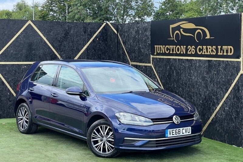 Blue Used 2019 VW Golf VII SE Hatchback | £9,995 (Super price) - Image 1/1