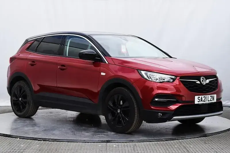 Used Vauxhall Grandland X SRi 131 HP (96 kW) 2021 SUV