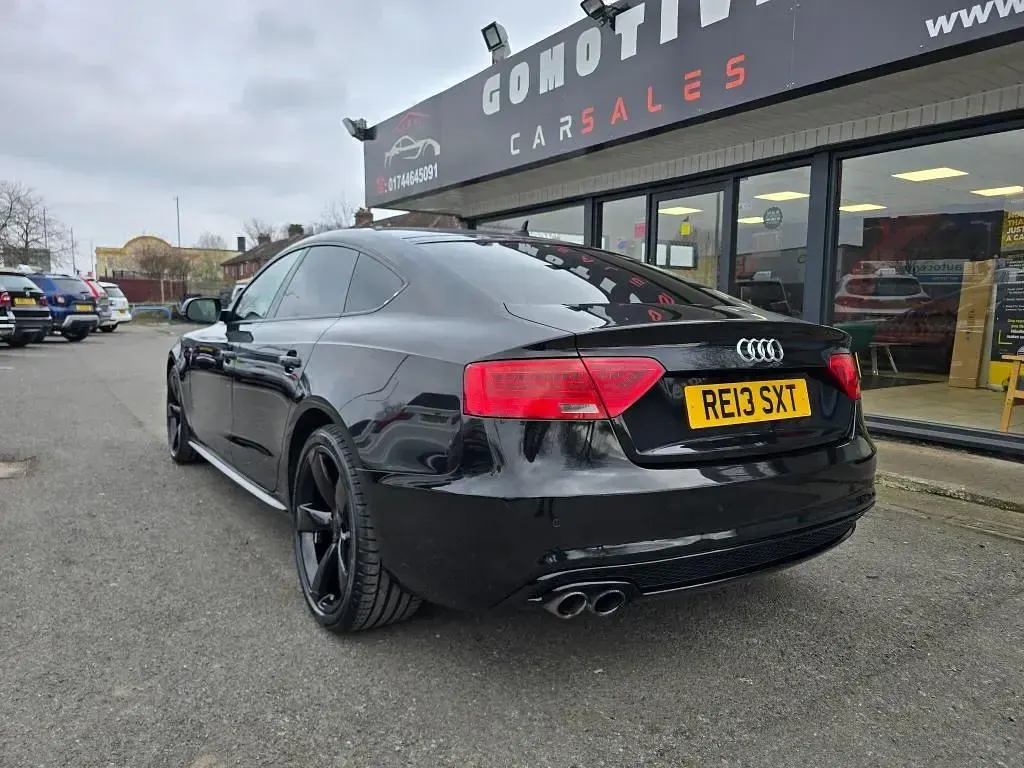 Begagnad Audi A5 Sportback Black Edition 177 HK (130 kW) 2013 Svart Halvkombi