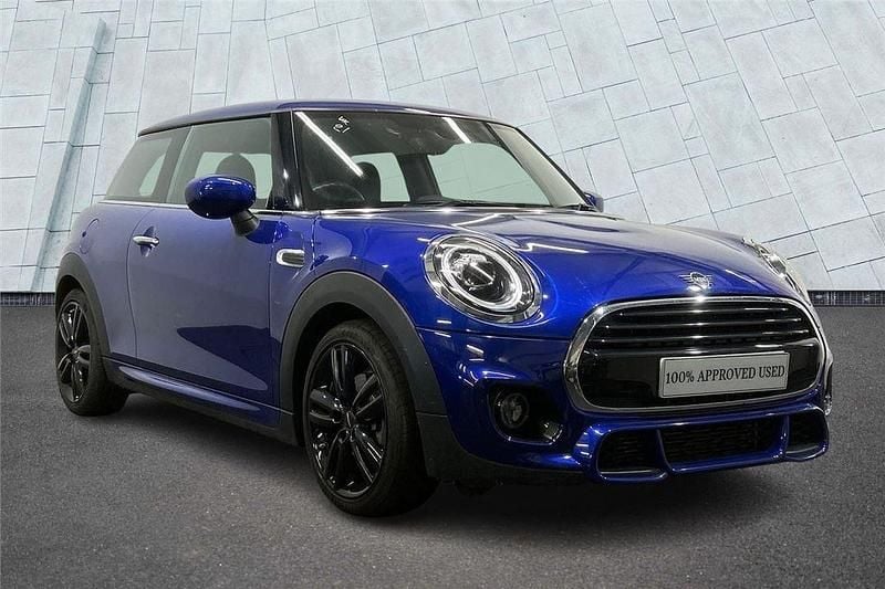 Blue Used 2019 Mini Cooper Hatch Hatchback | £17,300 (Fair price) - Image 1/4
