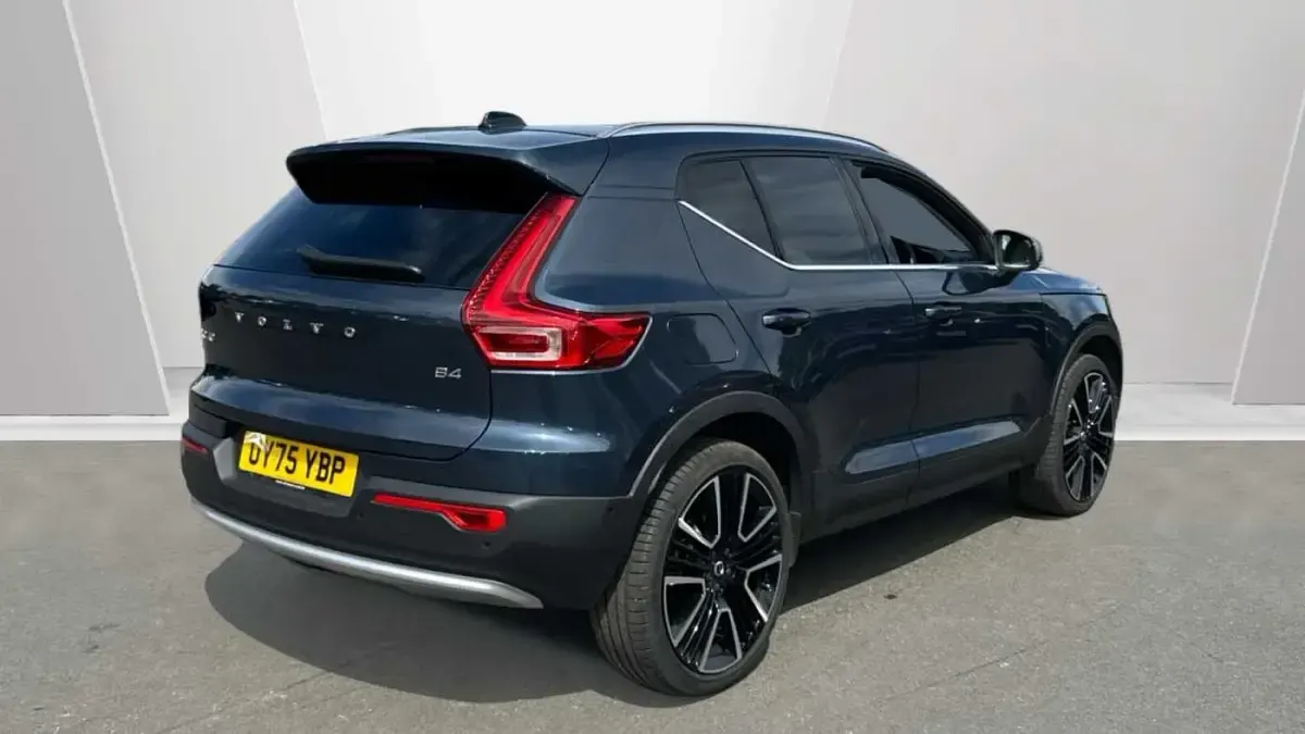 Used Volvo XC40 Ultra 194 HP (142 kW) 2026 SUV