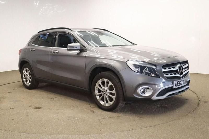 Grey Used 2017 Mercedes GLA200 SE SUV | £12,240 (Fair price) - Image 1/1
