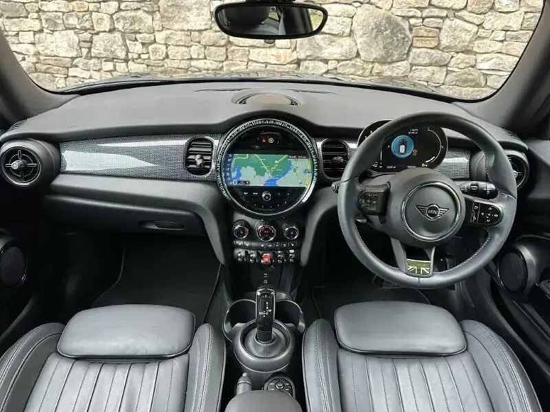 Used Mini Cooper Exclusive 134 HP (98 kW) 2023 Black Hatchback
