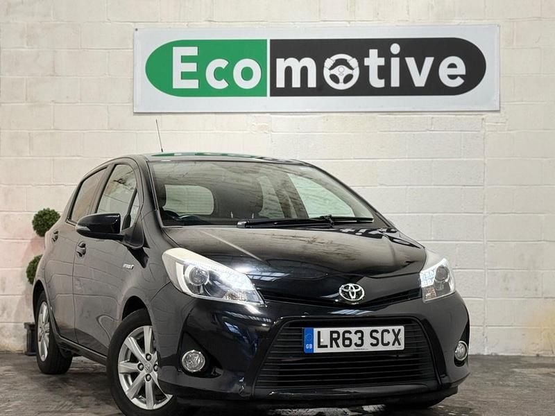 Used Toyota Yaris Hybrid T4 2013 Black Hatchback