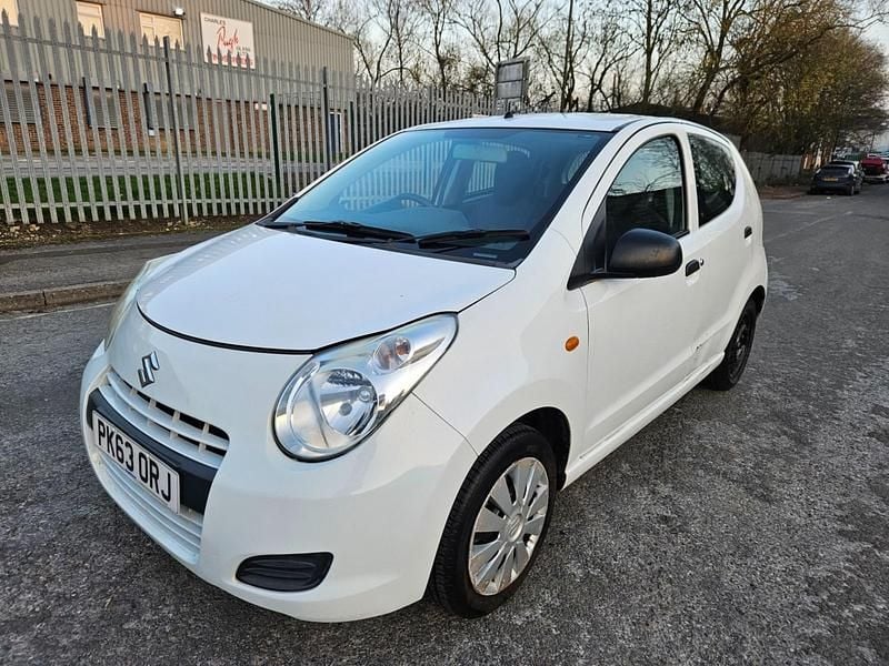 Used Suzuki Alto 2013 White Hatchback