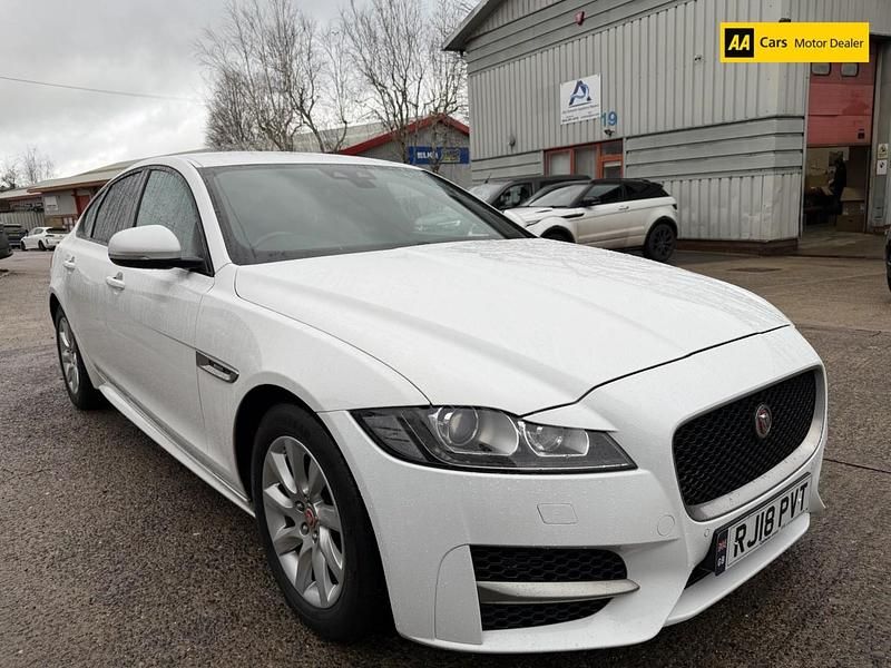 Used Jaguar XF R-Sport 163 HP (119 kW) 2018 White Sedan