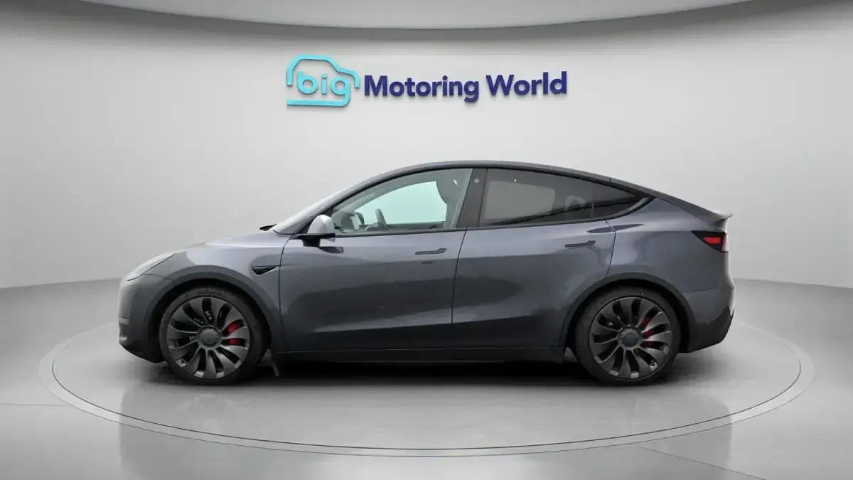 Used Tesla Model Y Performance 392 kW (534 HP) 2022 Grey SUV