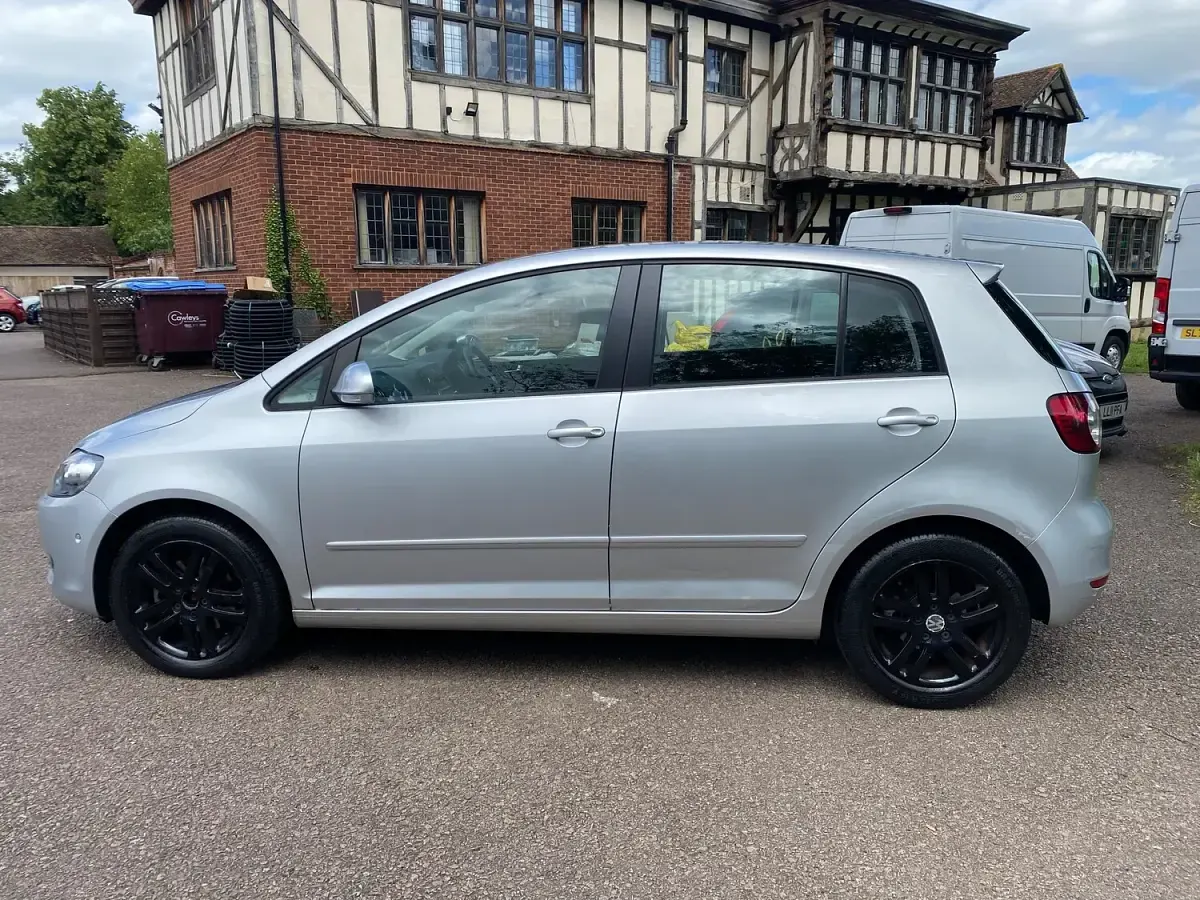 Used VW Golf VI SE 122 HP (89 kW) 2009 Silver Hatchback
