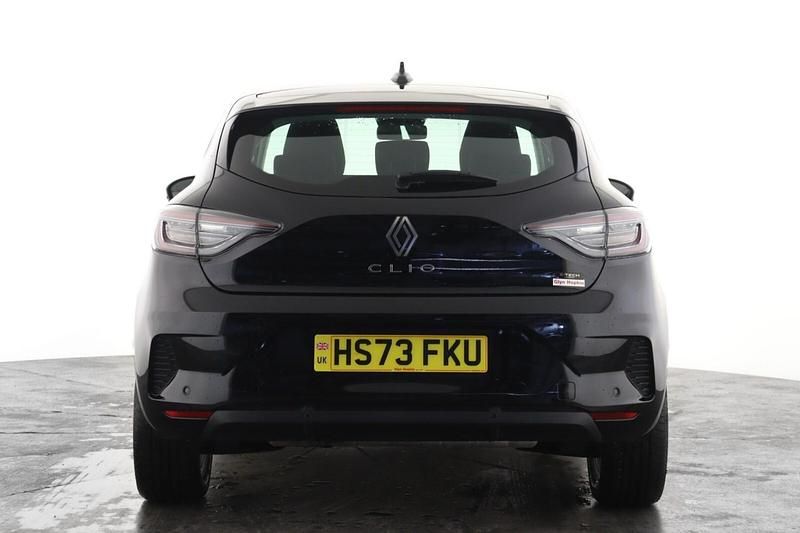 Used Renault Clio V Evolution 143 HP (105 kW) 2024 Black  Hatchback