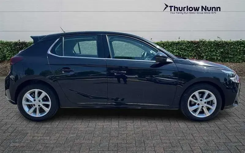 Used Vauxhall Corsa Edition 101 HP (74 kW) 2022 Diamond black Hatchback