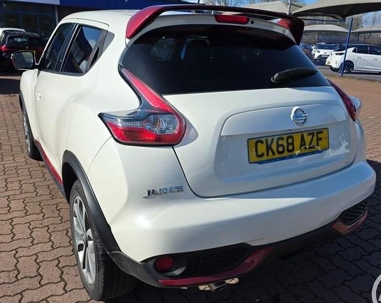 Used Nissan Juke Tekna 110 HP (80 kW) 2018 Pure white SUV