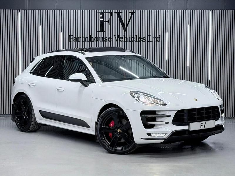 White Used 2016 Porsche Macan Turbo SUV | £33,495 (Fair price) - Image 1/4