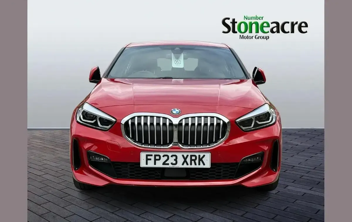 Used BMW 118 M Sport 134 HP (98 kW) 2023 Red Hatchback